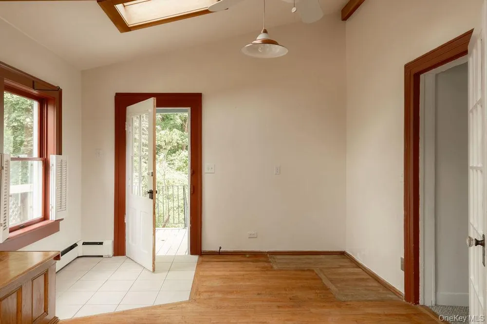2327 Salt Point Turnpike Clinton Corners, NY 12514