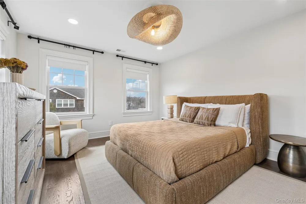 22 Summer Drive Southampton, NY 11968