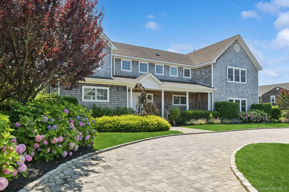 22 Summer Drive Southampton, NY 11968