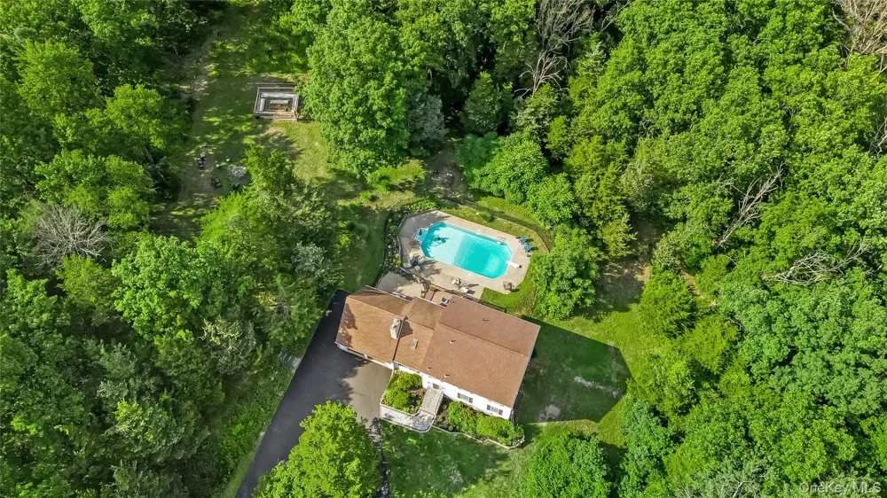 185 Rombout Road Pleasant Valley, NY 12569