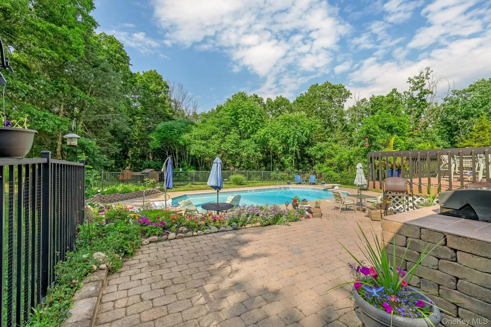 185 Rombout Road Pleasant Valley, NY 12569