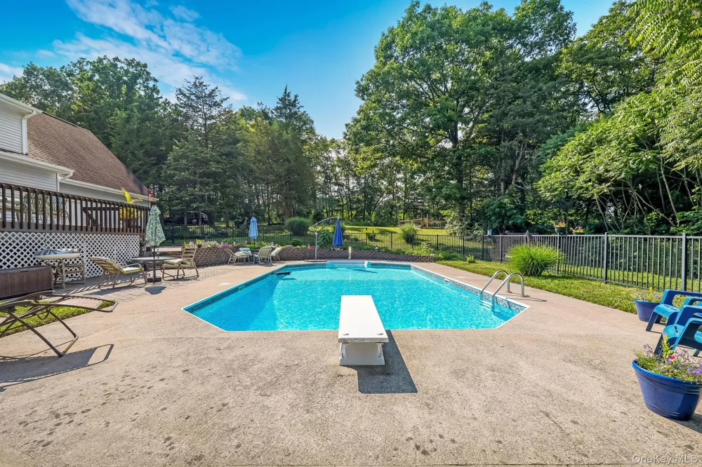 185 Rombout Road Pleasant Valley, NY 12569