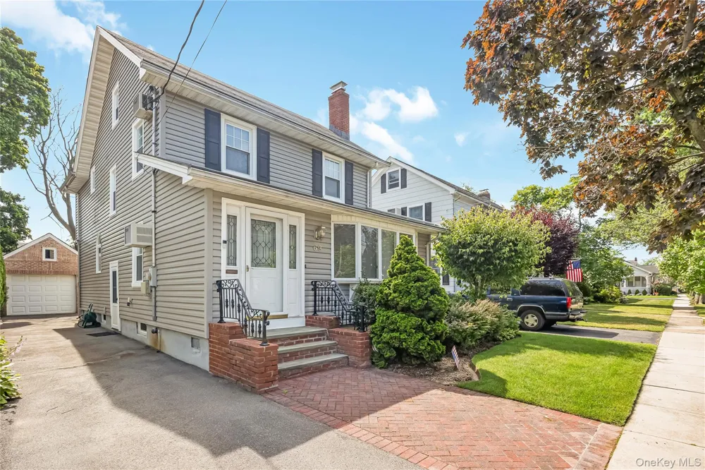 69 Vernon Avenue Rockville Centre, NY 11570
