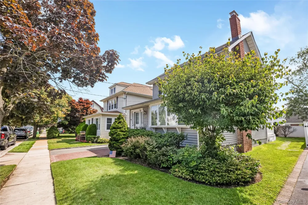 69 Vernon Avenue Rockville Centre, NY 11570