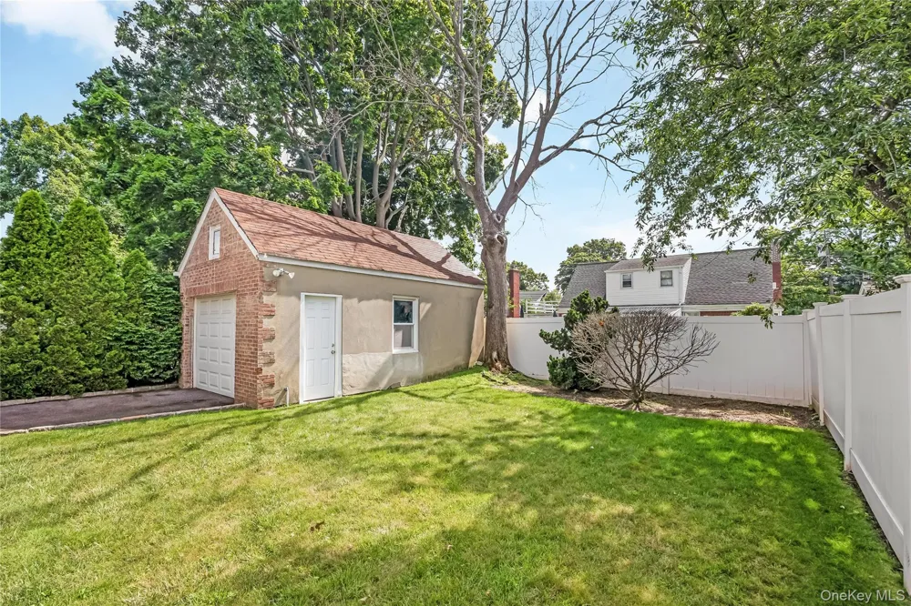 69 Vernon Avenue Rockville Centre, NY 11570