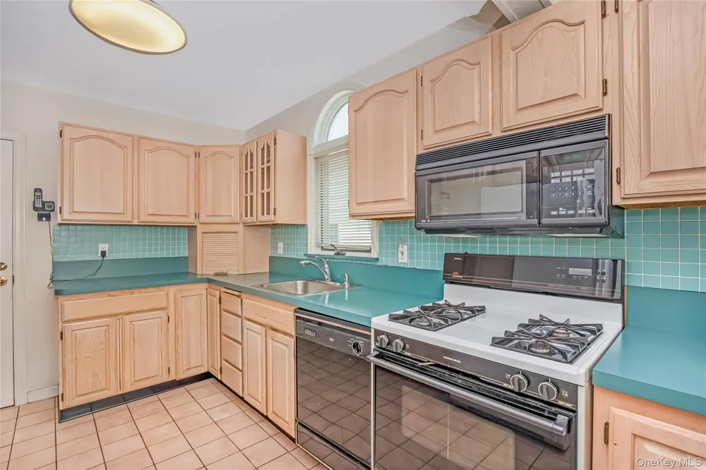 69 Vernon Avenue Rockville Centre, NY 11570