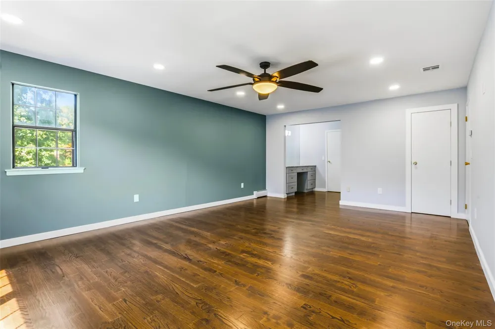94 Bagatelle Road Dix Hills, NY 11746