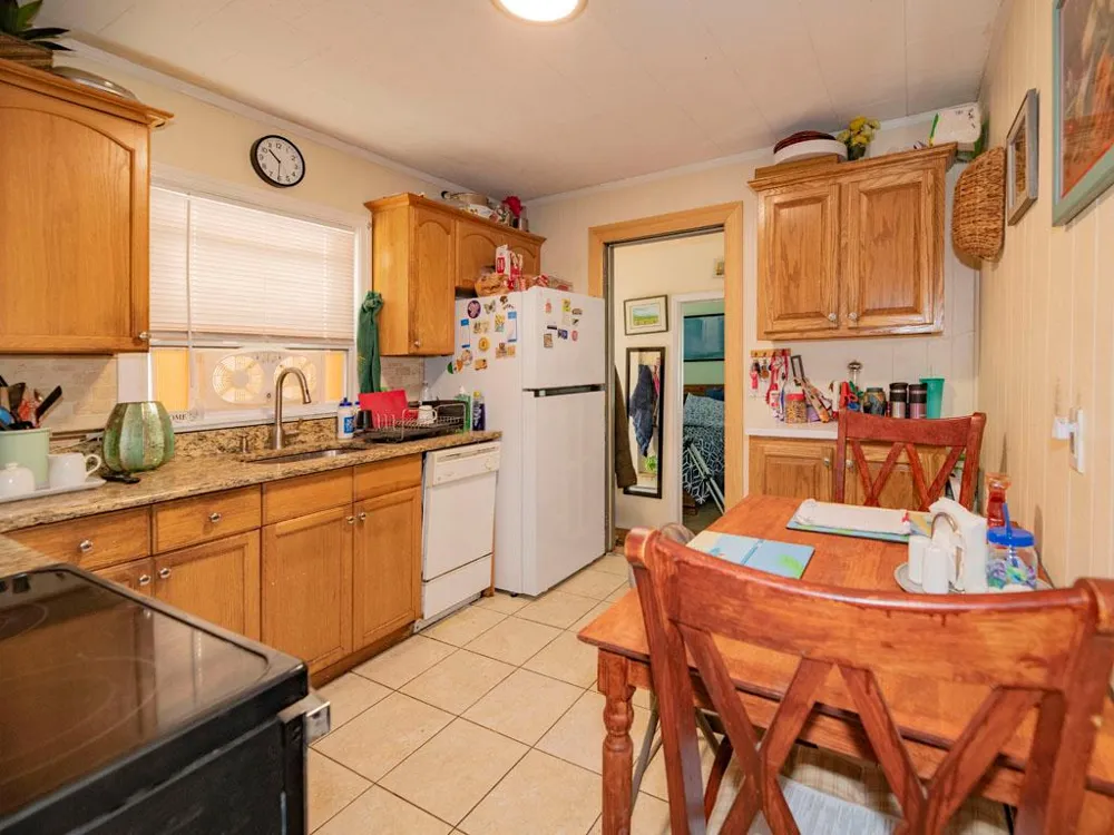 306 Clay Avenue West Islip, NY 11795