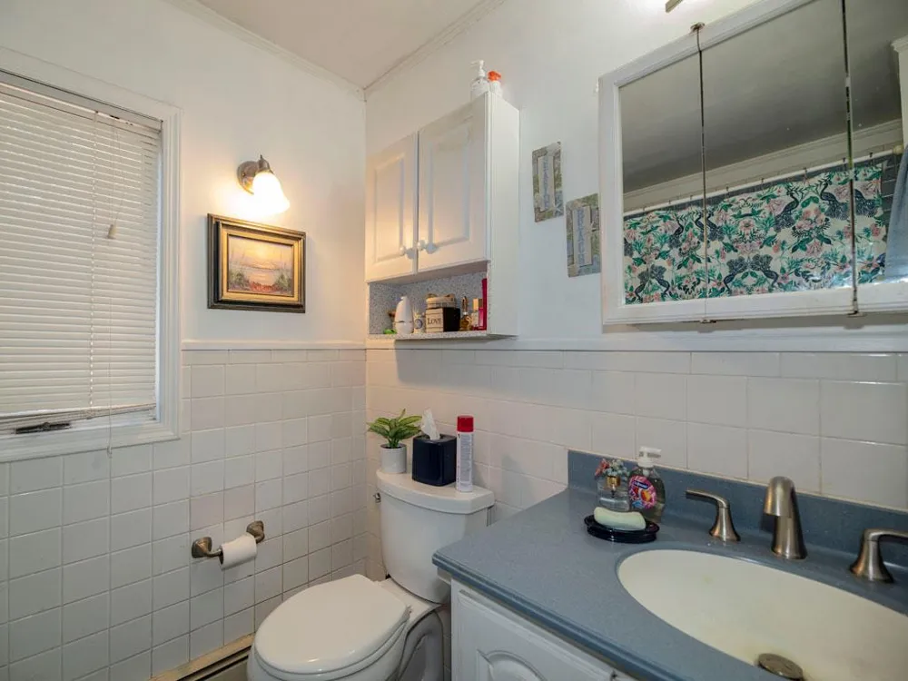 306 Clay Avenue West Islip, NY 11795