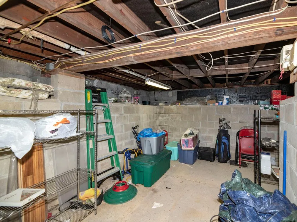 306 Clay Avenue West Islip, NY 11795