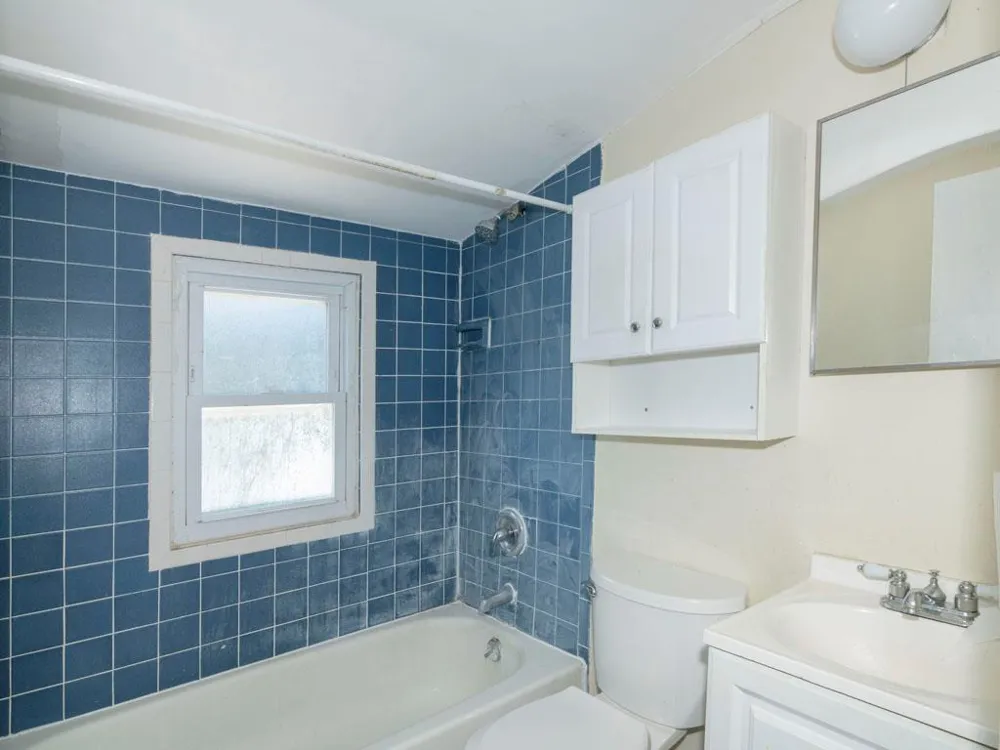 306 Clay Avenue West Islip, NY 11795