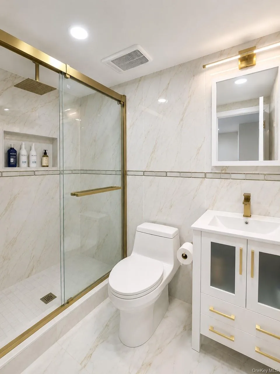 886 Woodmere Drive Valley Stream, NY 11581