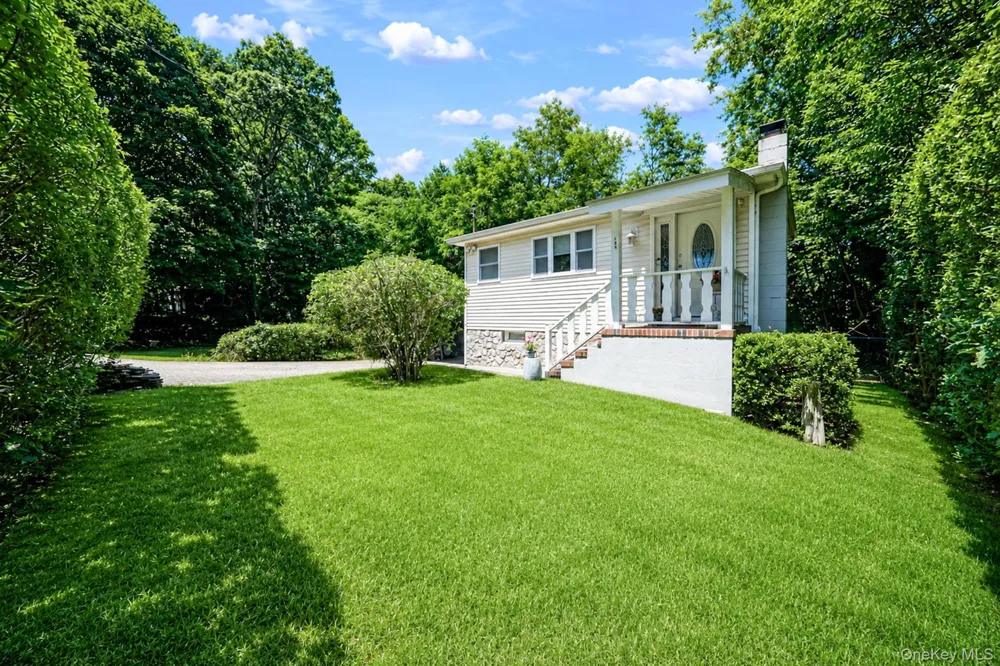 104 21st Street Wading River, NY 11792