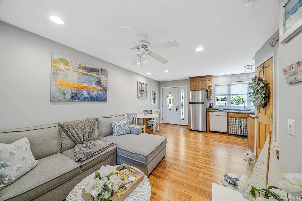 104 21st Street Wading River, NY 11792