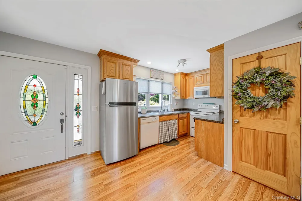 104 21st Street Wading River, NY 11792