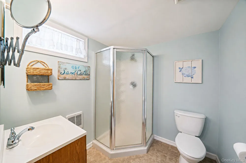 104 21st Street Wading River, NY 11792