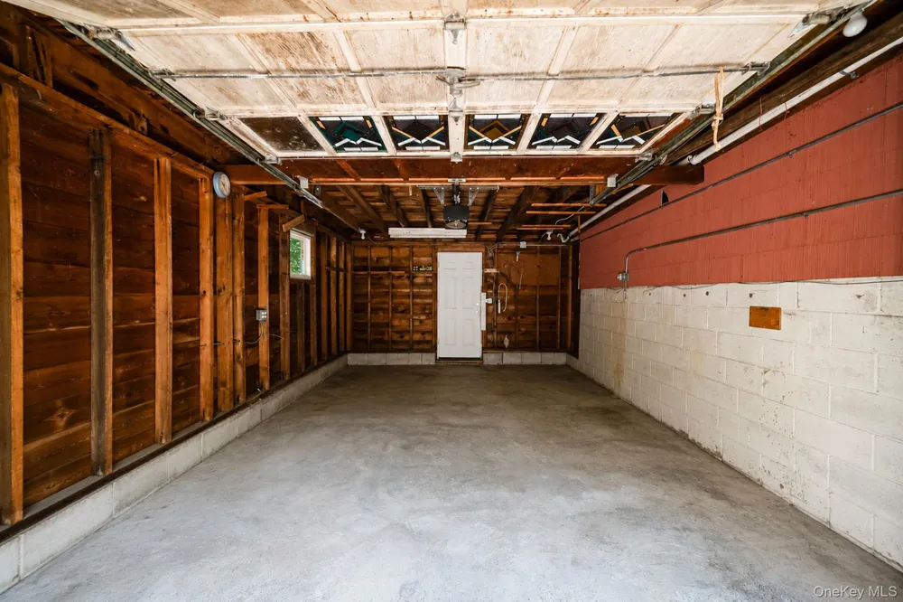 104 21st Street Wading River, NY 11792