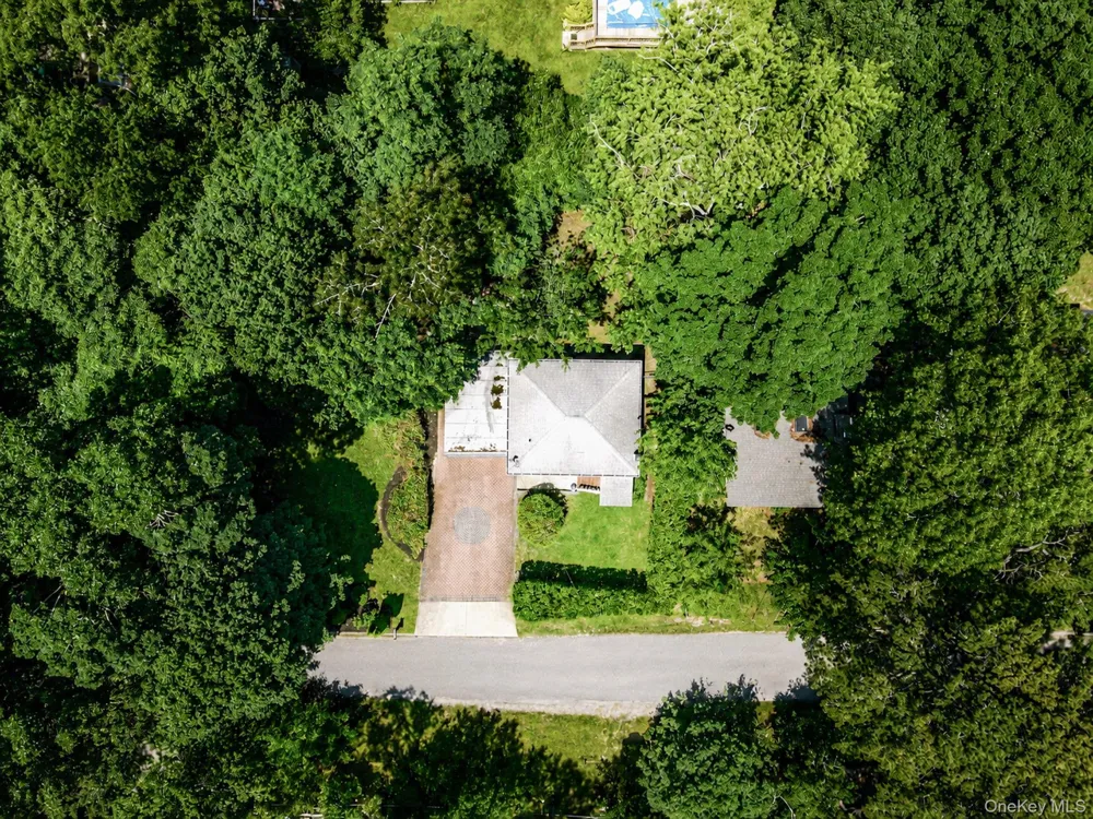 104 21st Street Wading River, NY 11792