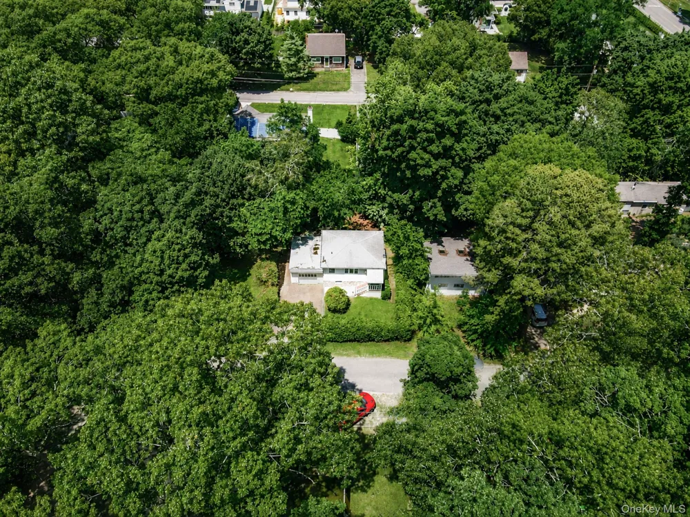 104 21st Street Wading River, NY 11792