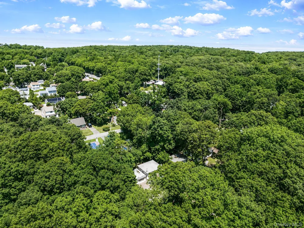 104 21st Street Wading River, NY 11792