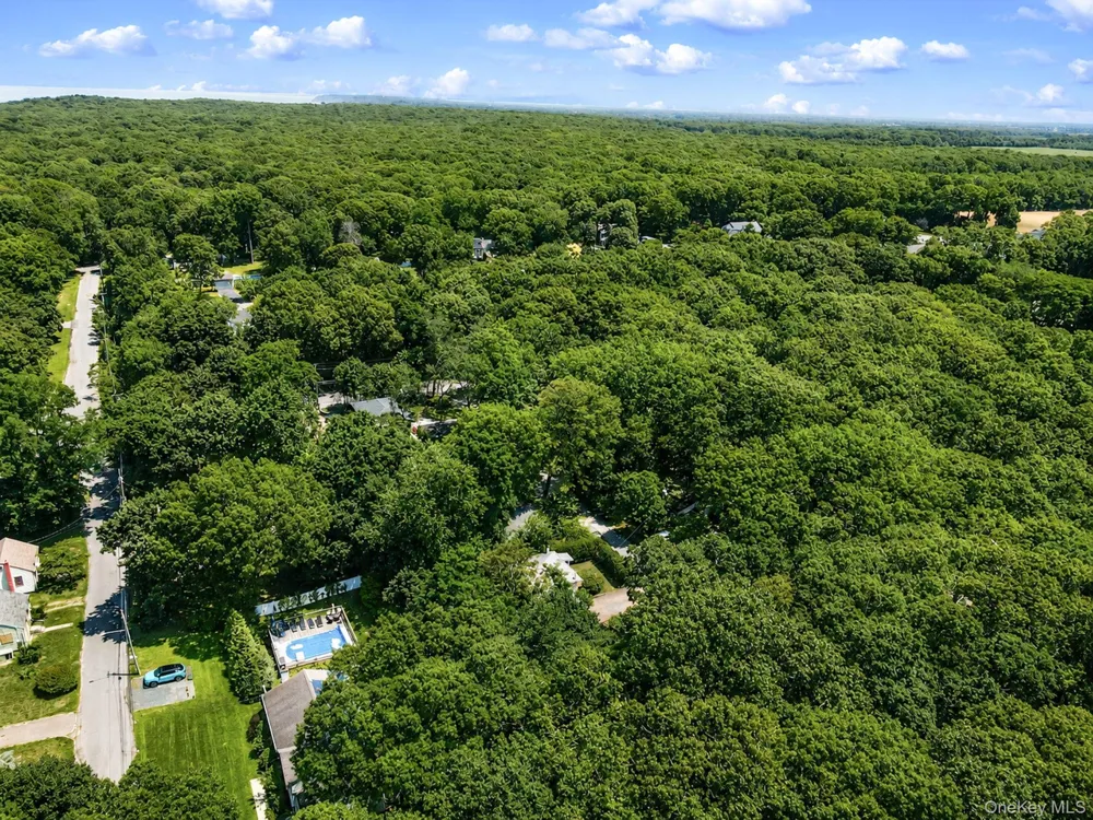 104 21st Street Wading River, NY 11792