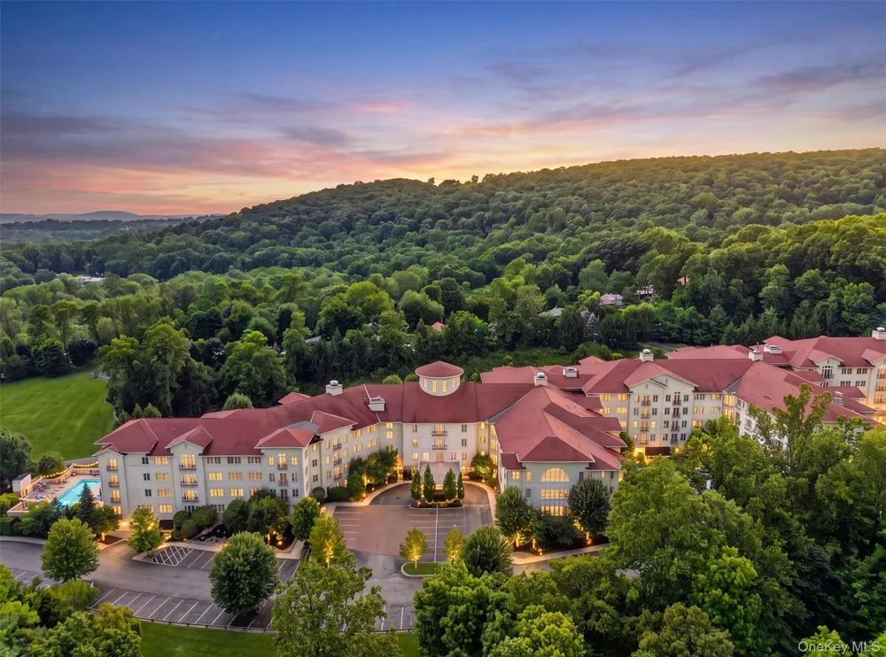 436 Trump Park Shrub Oak, NY 10588