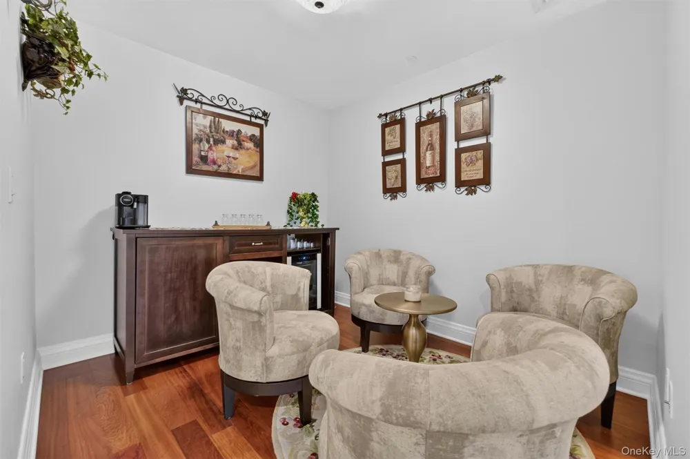 436 Trump Park Shrub Oak, NY 10588