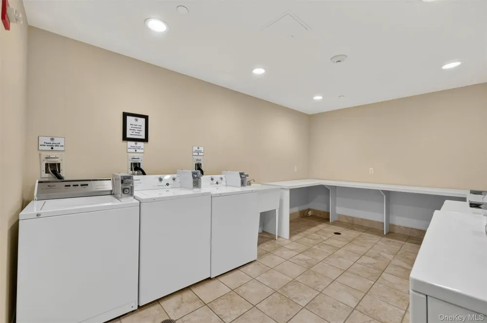 436 Trump Park Shrub Oak, NY 10588