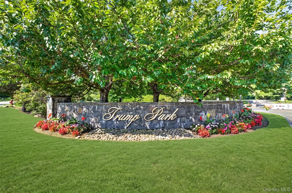 436 Trump Park Shrub Oak, NY 10588