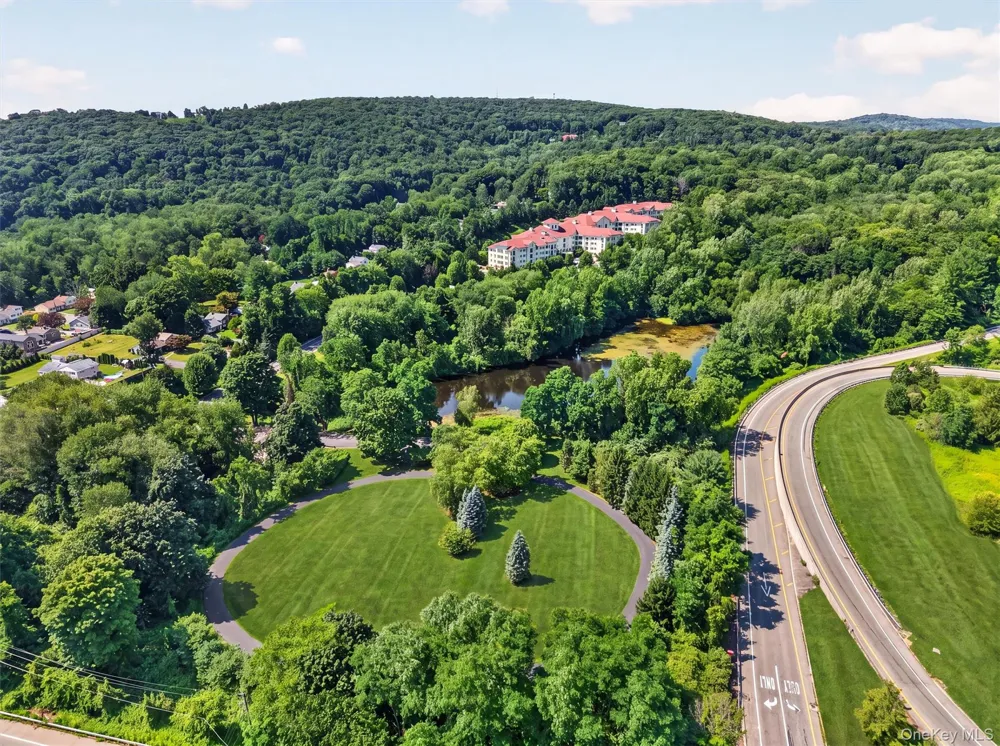436 Trump Park Shrub Oak, NY 10588