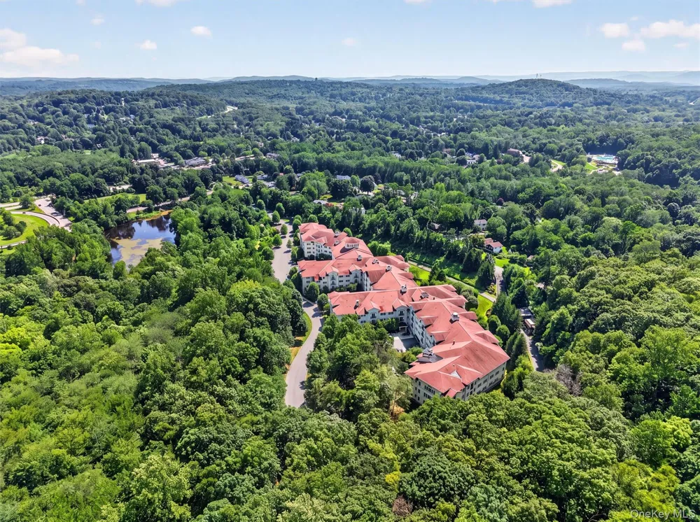 436 Trump Park Shrub Oak, NY 10588