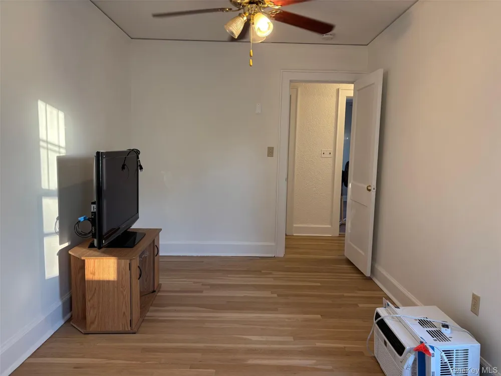 82 Putnam Avenue Port Chester, NY 10573