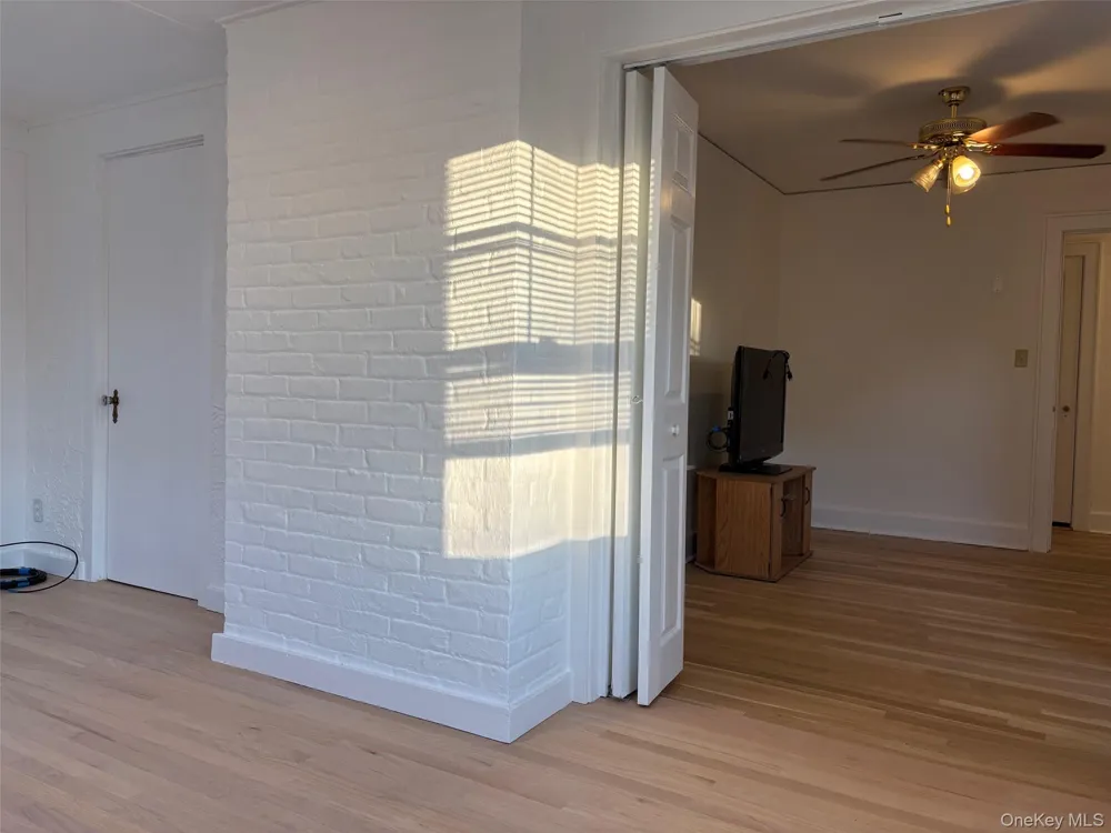 82 Putnam Avenue Port Chester, NY 10573