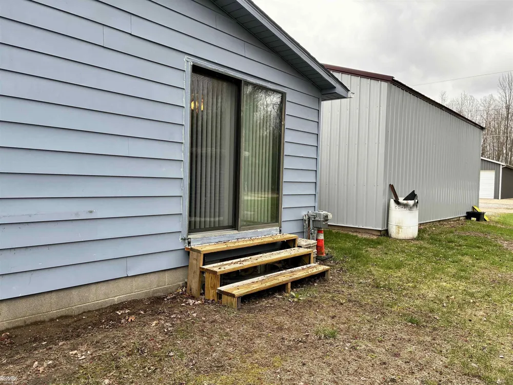 4800 Maxson Drive Beaverton City, MI 48628