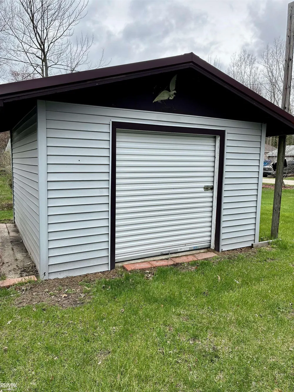 4800 Maxson Drive Beaverton City, MI 48628