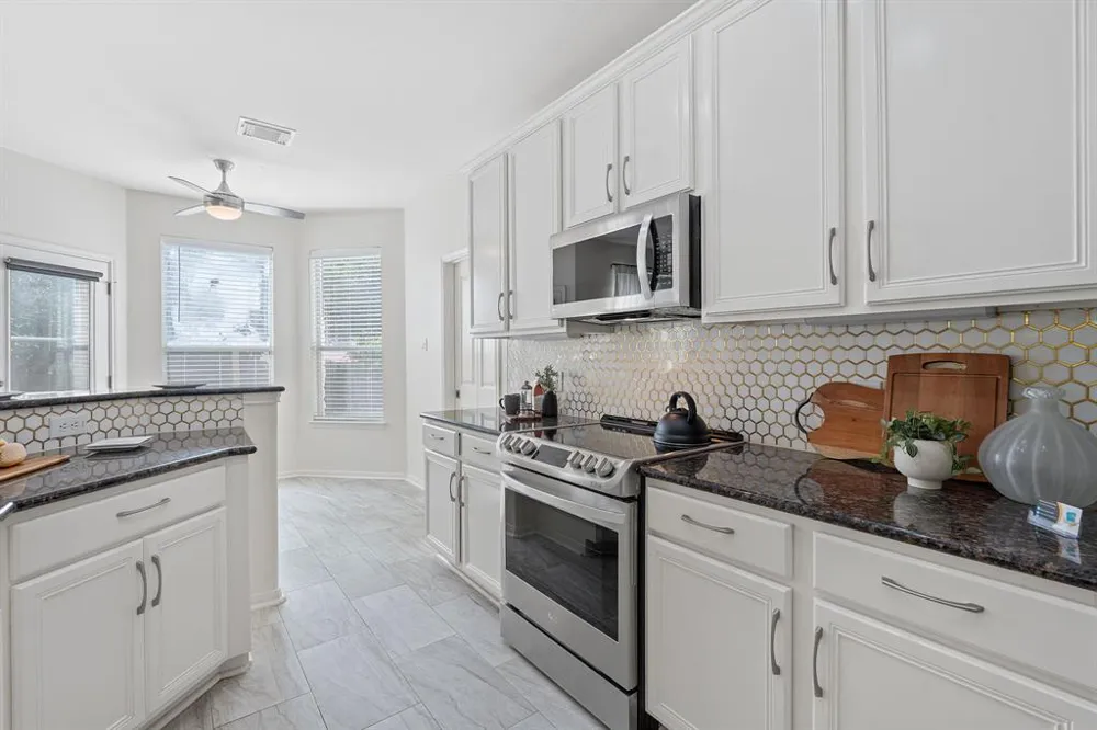 13202 Fawn Valley Drive Cedar Park, TX 78613