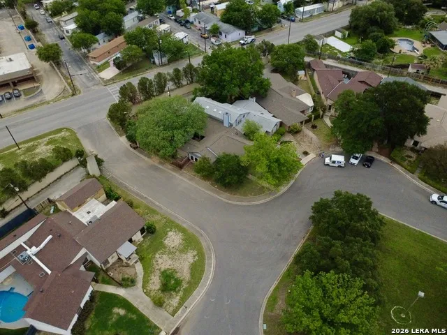 9103 Windgarden Cir Windcrest, TX 78239