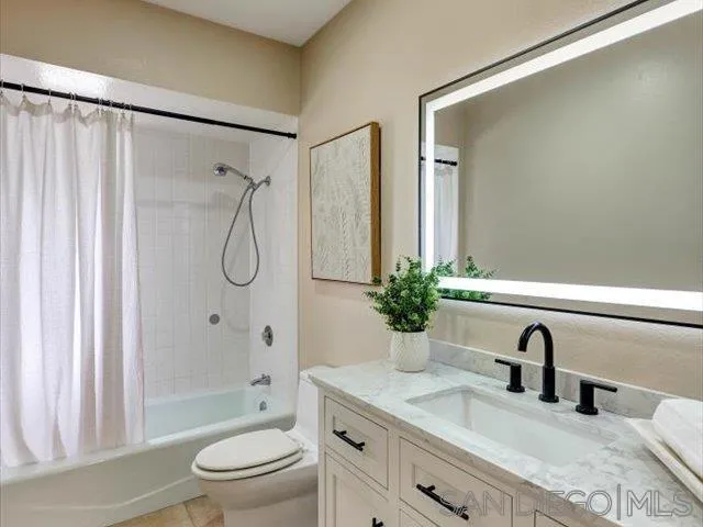 3167 Via de Caballo Encinitas, CA 92024