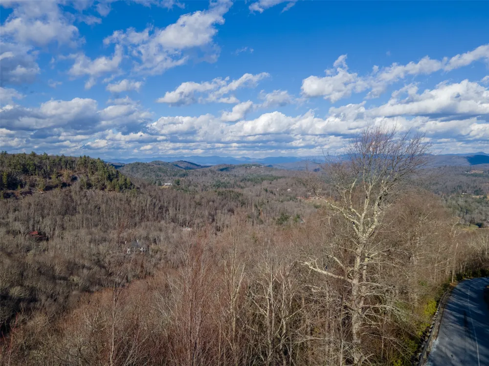 168 Windrush Trail Highlands, NC 28741