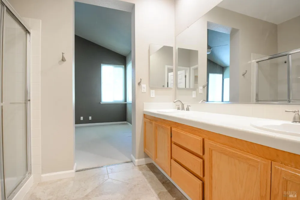 613 Edenderry Drive Vacaville, CA 95688