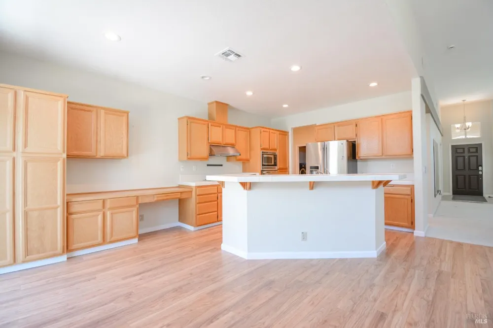 613 Edenderry Drive Vacaville, CA 95688