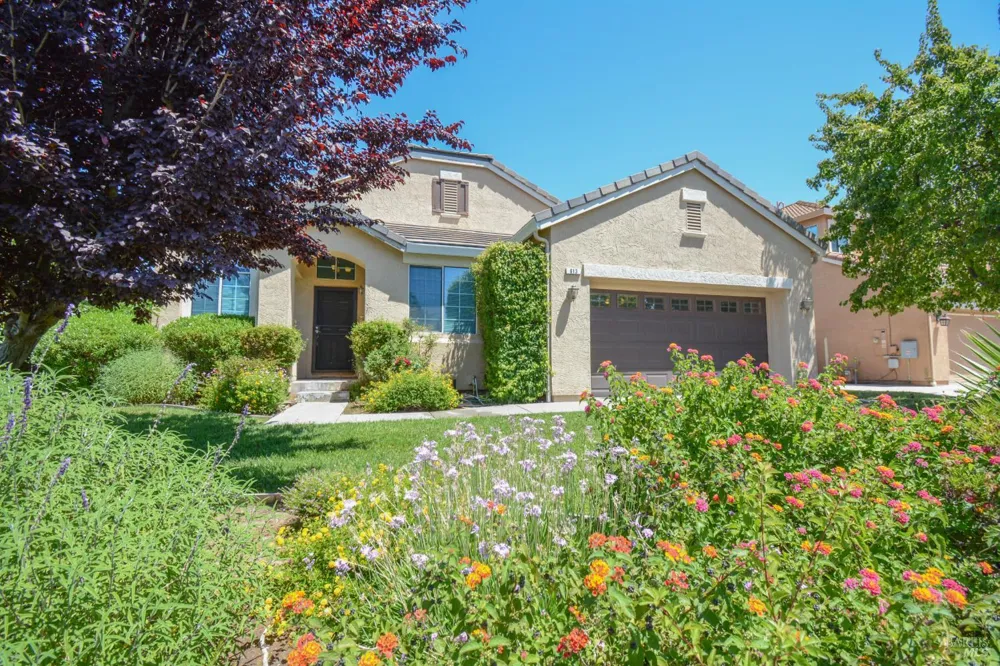 613 Edenderry Drive Vacaville, CA 95688