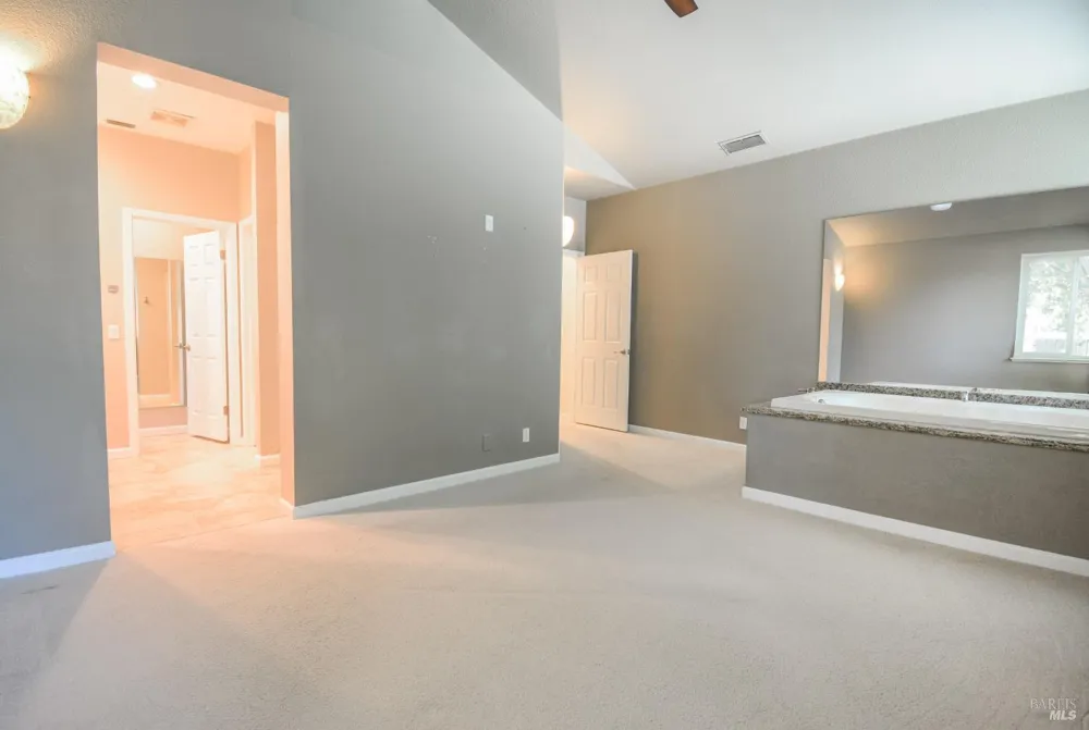 613 Edenderry Drive Vacaville, CA 95688