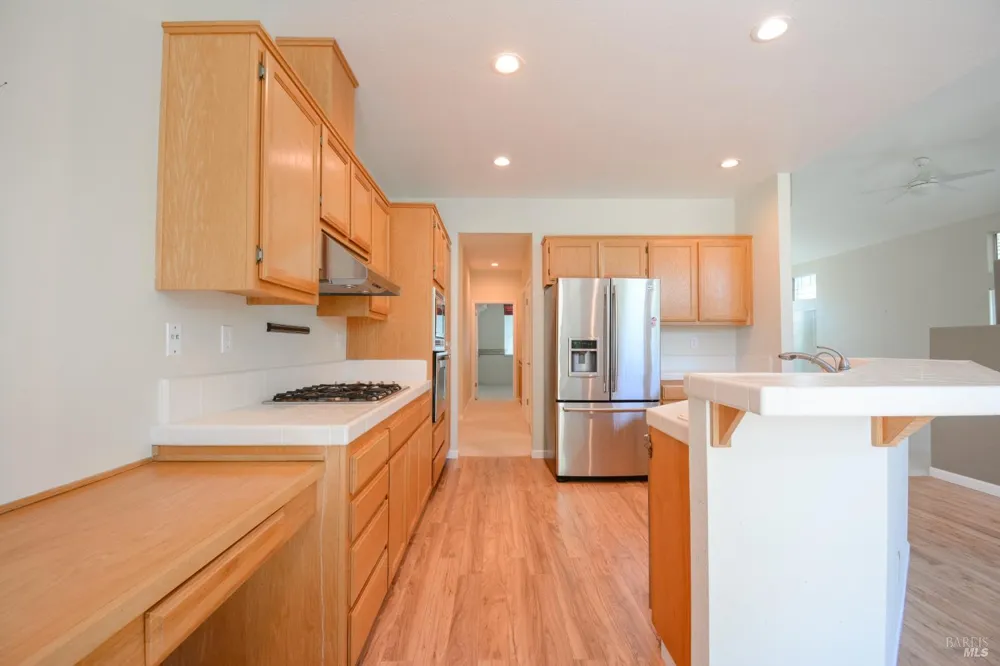 613 Edenderry Drive Vacaville, CA 95688