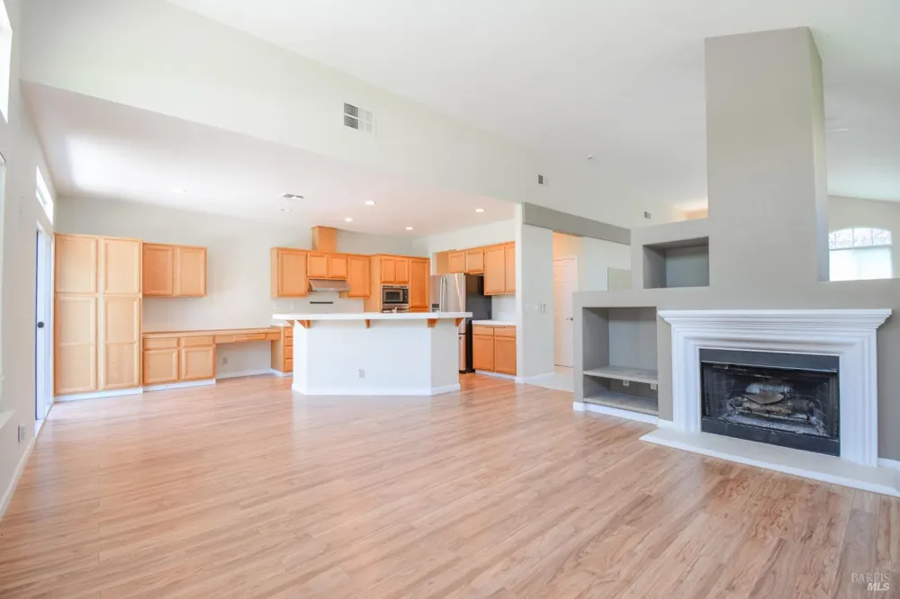 613 Edenderry Drive Vacaville, CA 95688