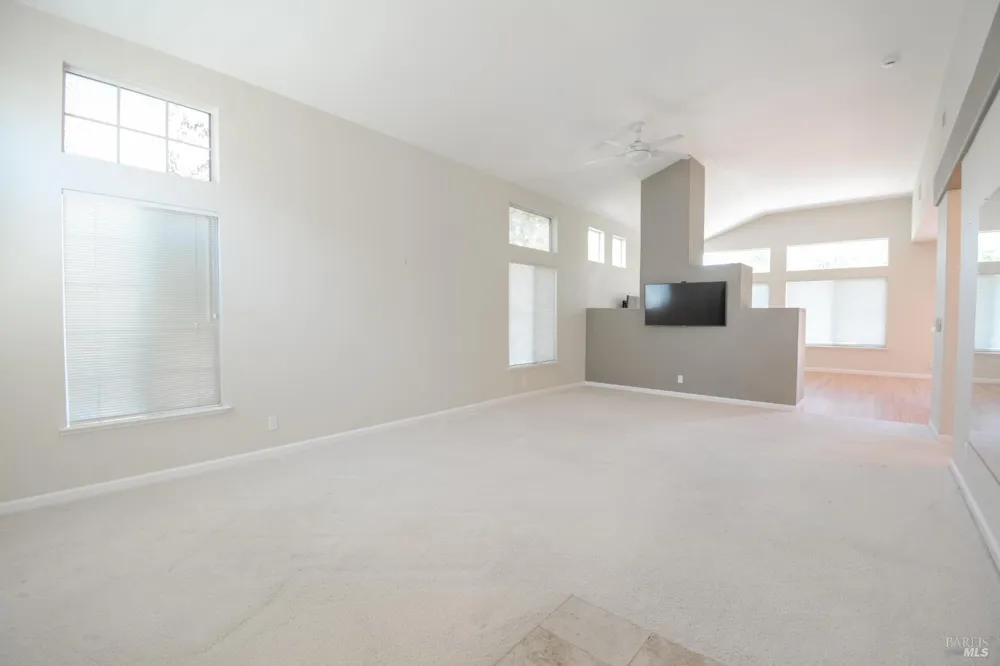 613 Edenderry Drive Vacaville, CA 95688