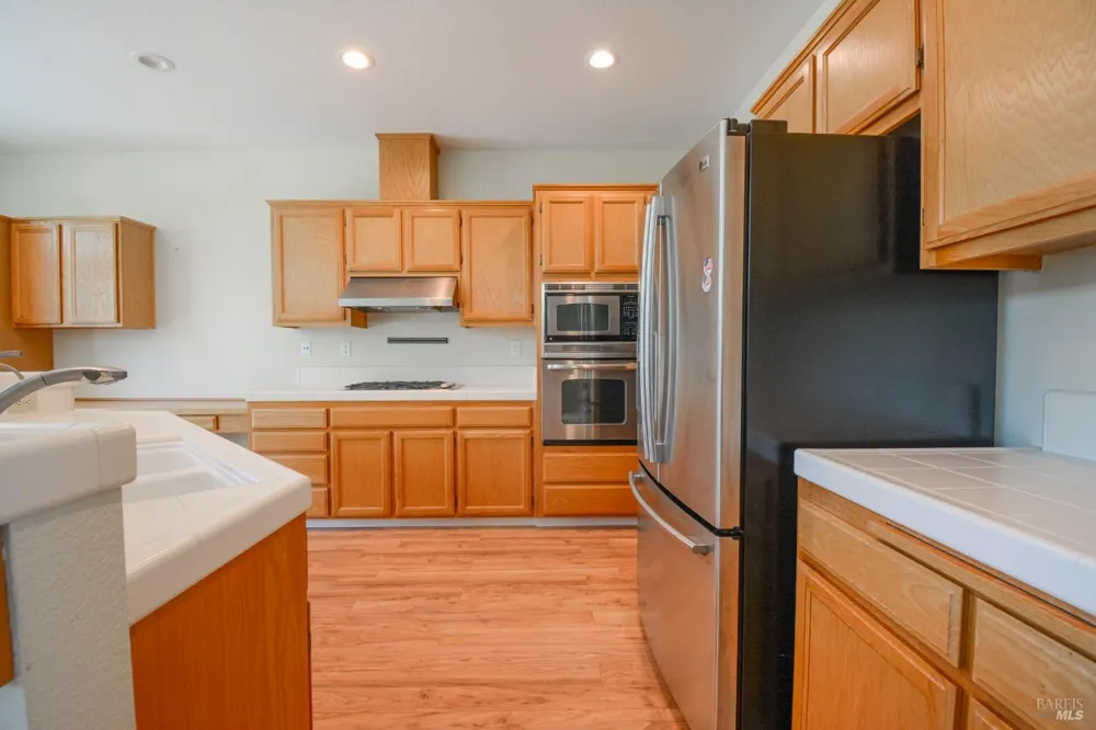 613 Edenderry Drive Vacaville, CA 95688