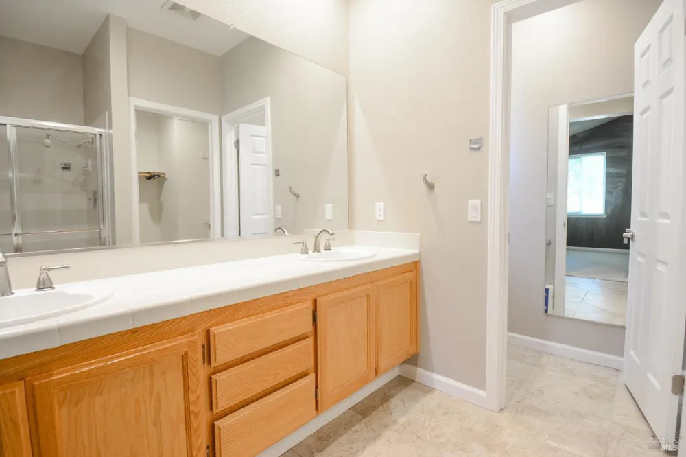 613 Edenderry Drive Vacaville, CA 95688
