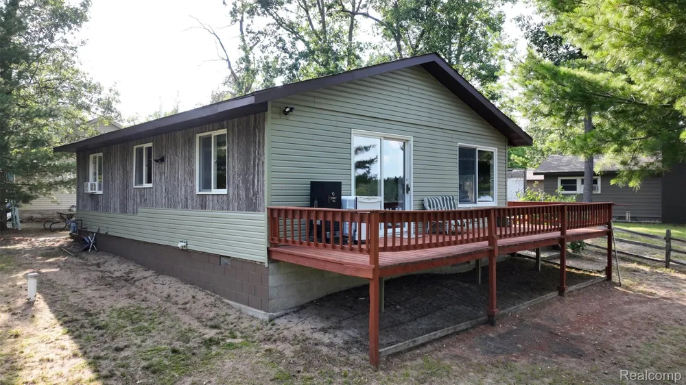 3622 Little Island Drive Grant Township, MI 48748