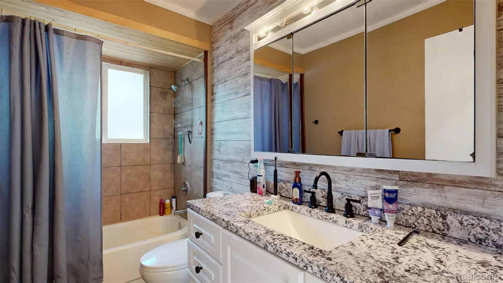 3622 Little Island Drive Grant Township, MI 48748